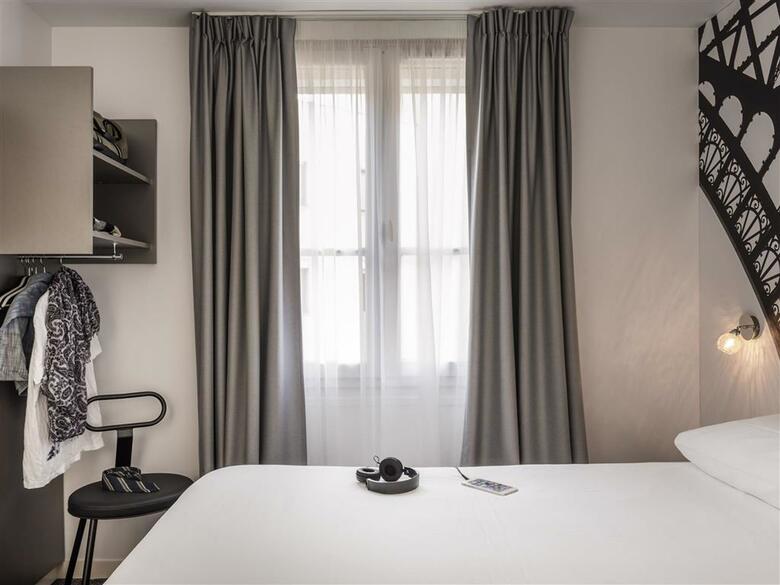 Hotel Paris Eiffel Cambronne