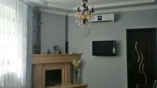 Medeya's House