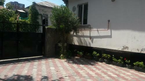 Medeya's House