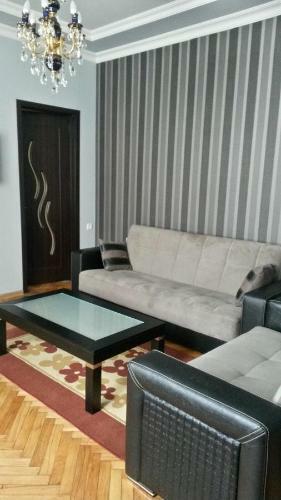 Medeya's House