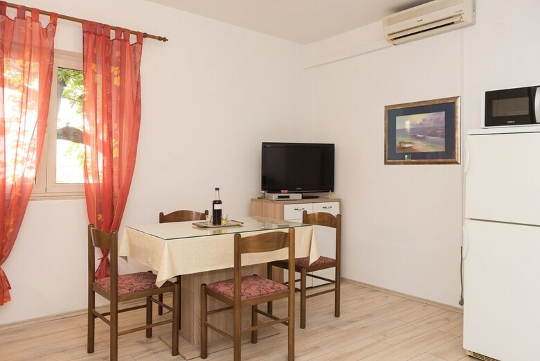 Apartments Ivan