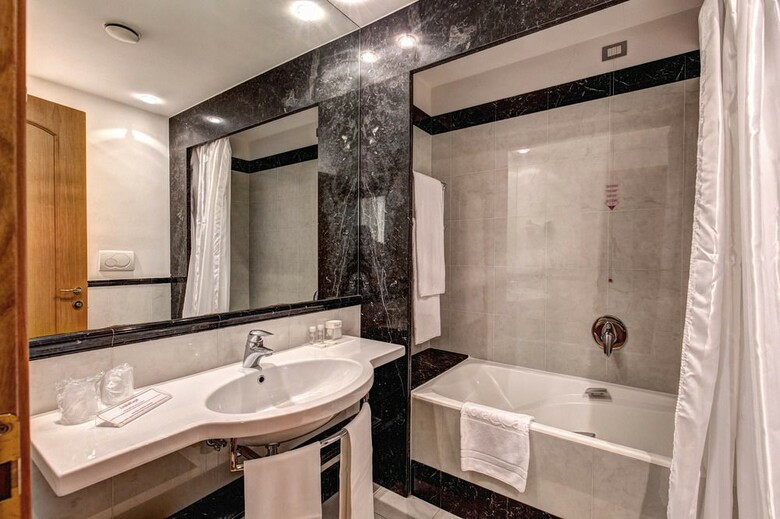Art'otel Rome Piazza Sallustio, Powered By Radisson Hotels