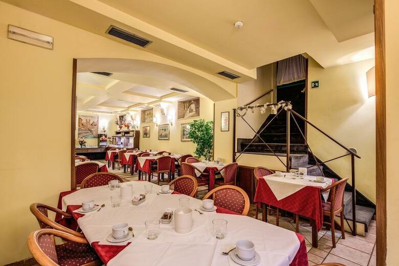 Al Manthia Hotel