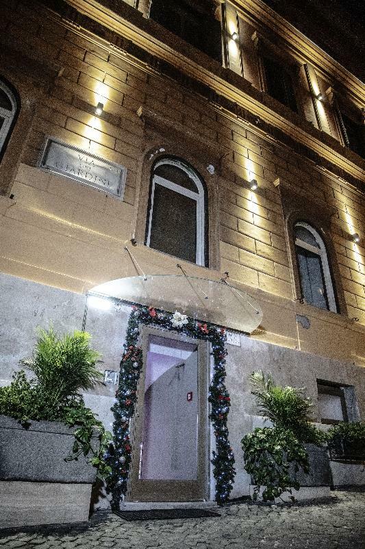 Al Manthia Hotel