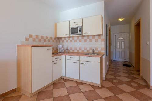 Two-bedroom Apartment Crikvenica 38