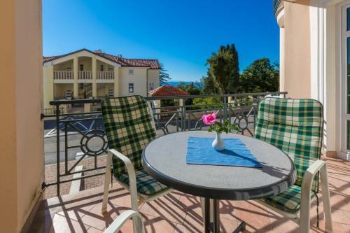 Two-bedroom Apartment Crikvenica 38