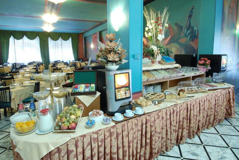 Hotel Minerva Palace