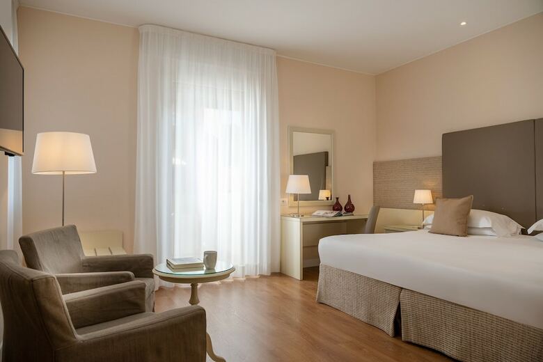 Hotel National