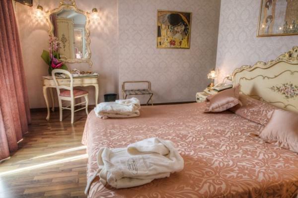 Hotel President