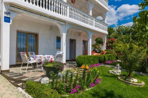 Three-bedroom Apartment In Crikvenica XI