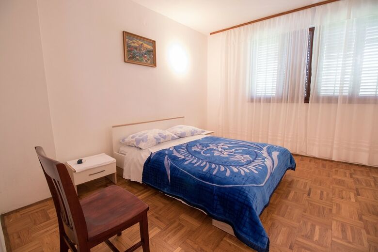 Apartments Josip