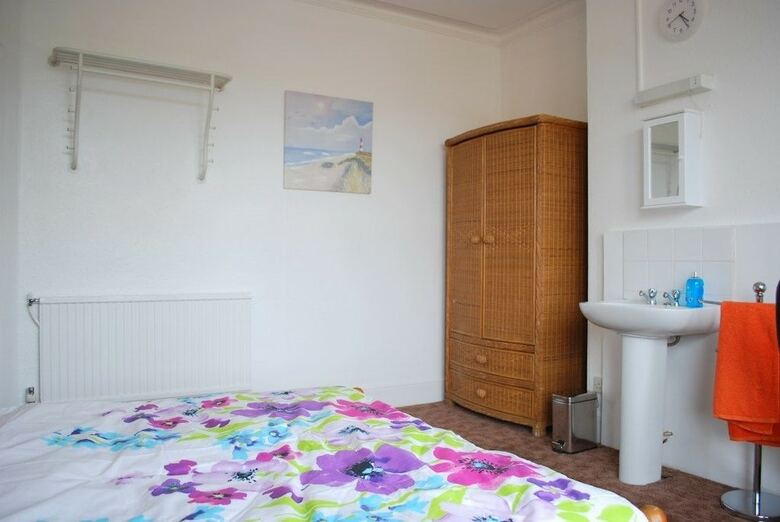 Hostal Clift Guest House