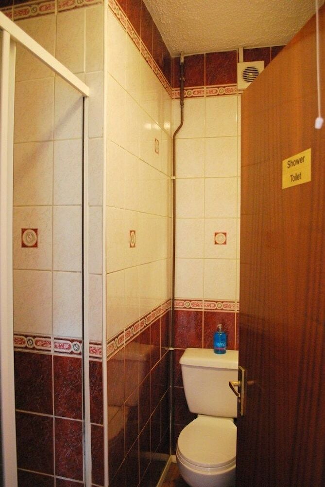 Hostal Clift Guest House