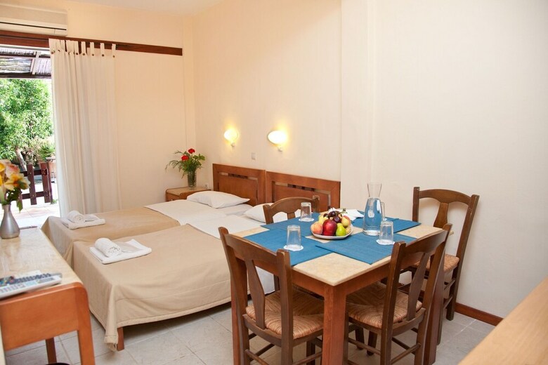 Aparthotel Akroyali Hotel & Villas