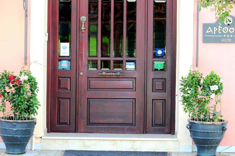 Arethousa Hotel