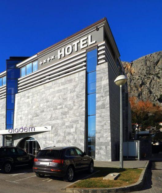 Hotel Diadem