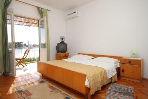 Apartments By The Sea Pasman - 8220