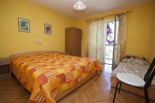 Apartments Kelava