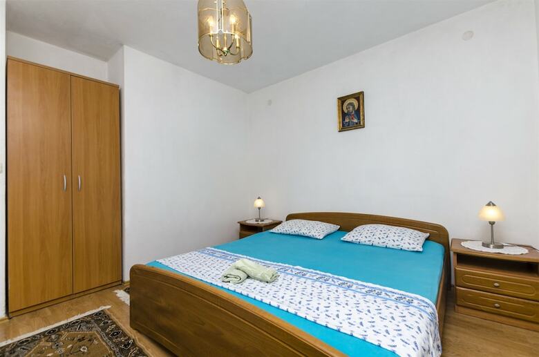 Apartments Nada