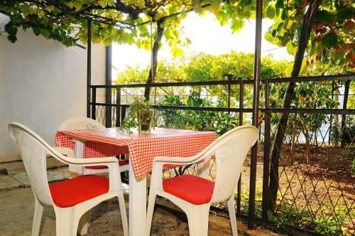 Apartment In Rabac 16742