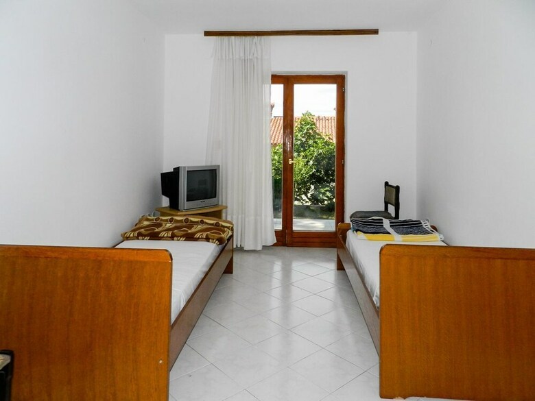 Apartments Josip