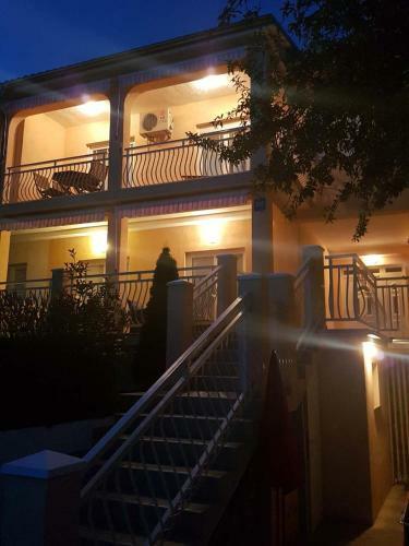Apartment Karlo 1