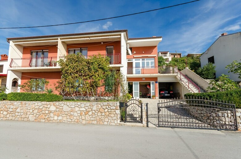 Apartments Ivan