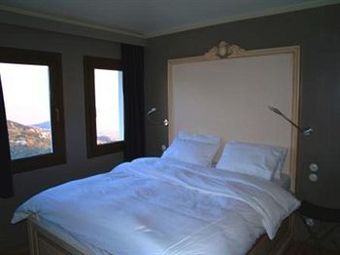 Hotel Archontika Karamarlis
