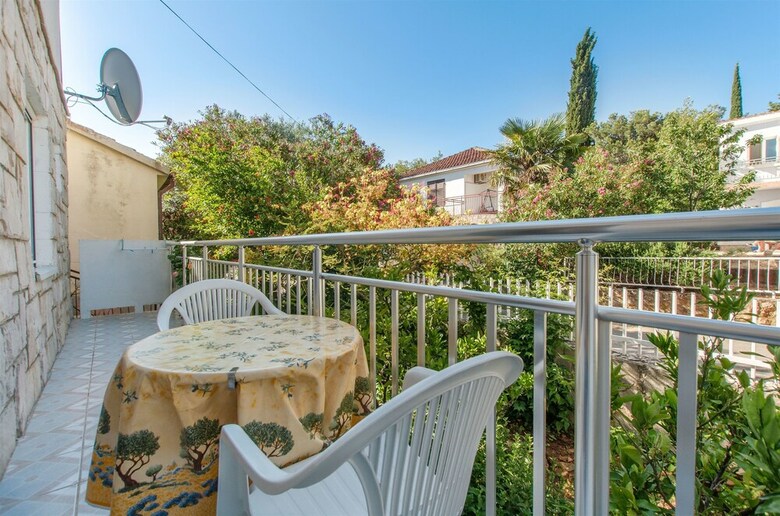 Apartments Osvit