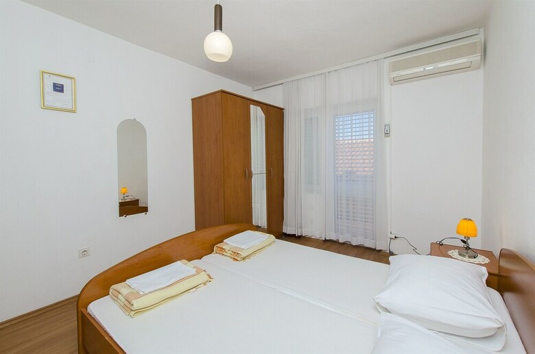 Apartments Radojka