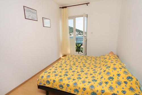 Apartment Tisno 5136a