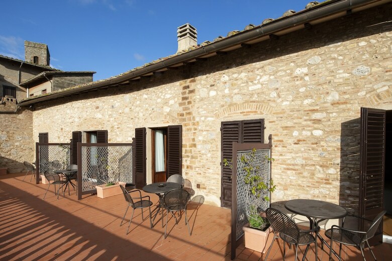 Hotel La Cisterna