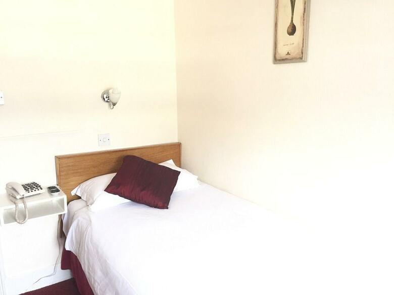 Hotel Barry House