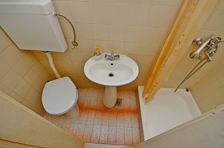 Apartment And Rooms Dragana