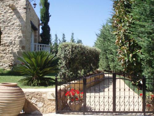 Rock House's Villa Melody