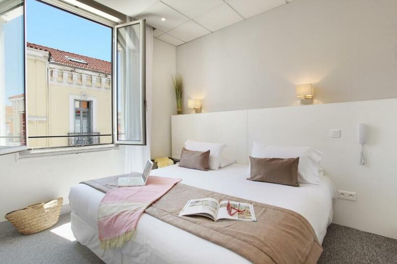 Hotel Plm