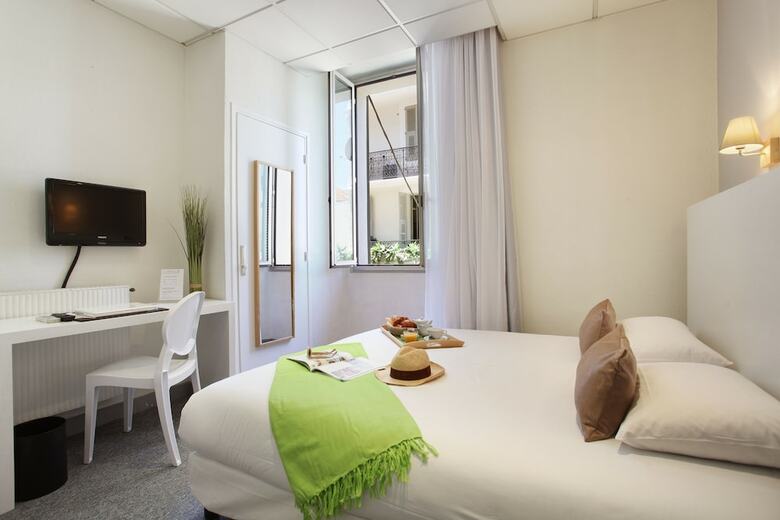 Hotel Plm
