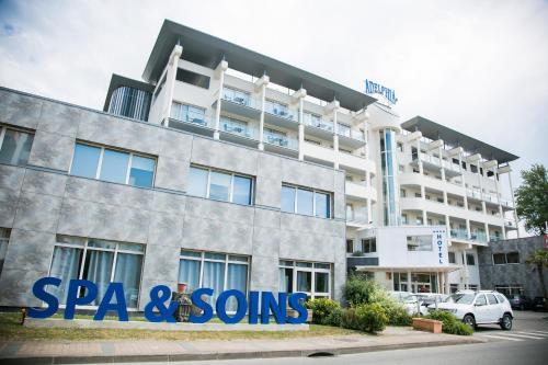 Hotel Marina D'adelphia