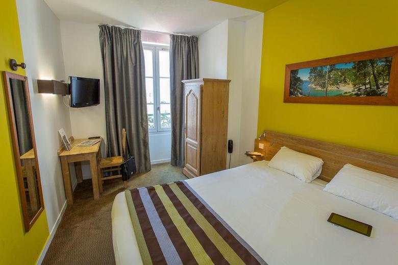 Hotel Aliz�