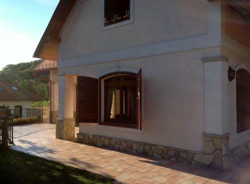 Hostal Nyugalom Szigete Vend�gh�z Szigliget