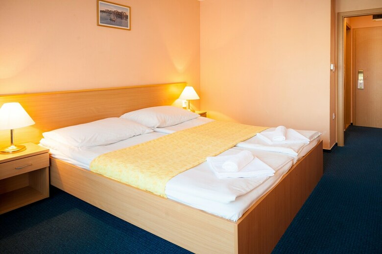 Sungarden Wellness & Conference Hotel