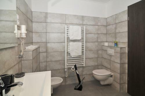 Hostal Silver Beach Apartments