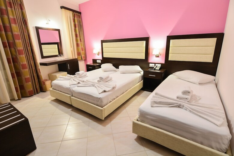 Hotel Kyani Akti