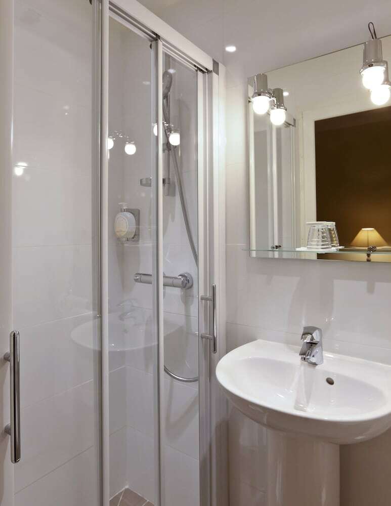 Hotel H�tel Du Dauphin