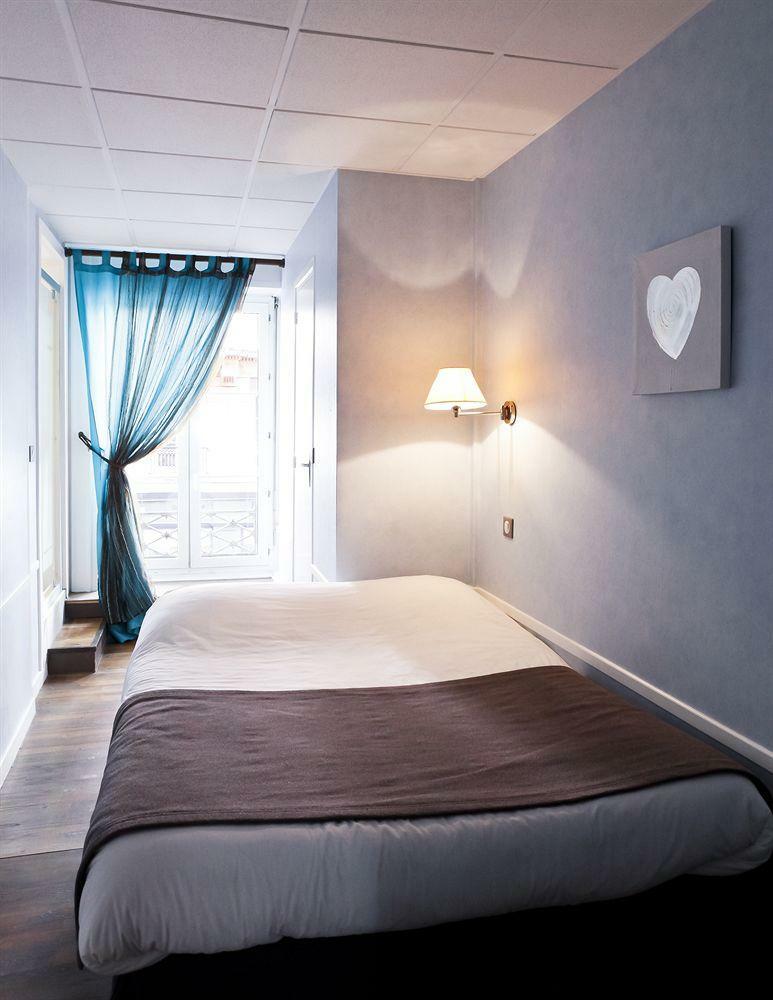 Hotel H�tel Du Dauphin