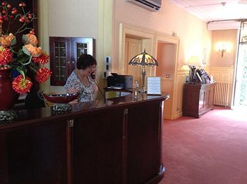 Hotel Le Parc Des Marechaux