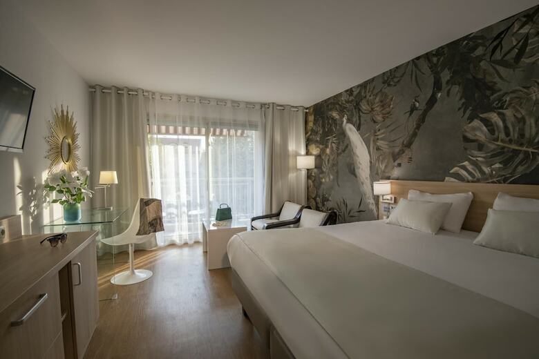 Chambord Hotel