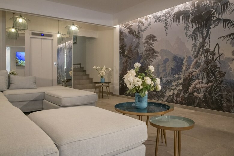 Chambord Hotel