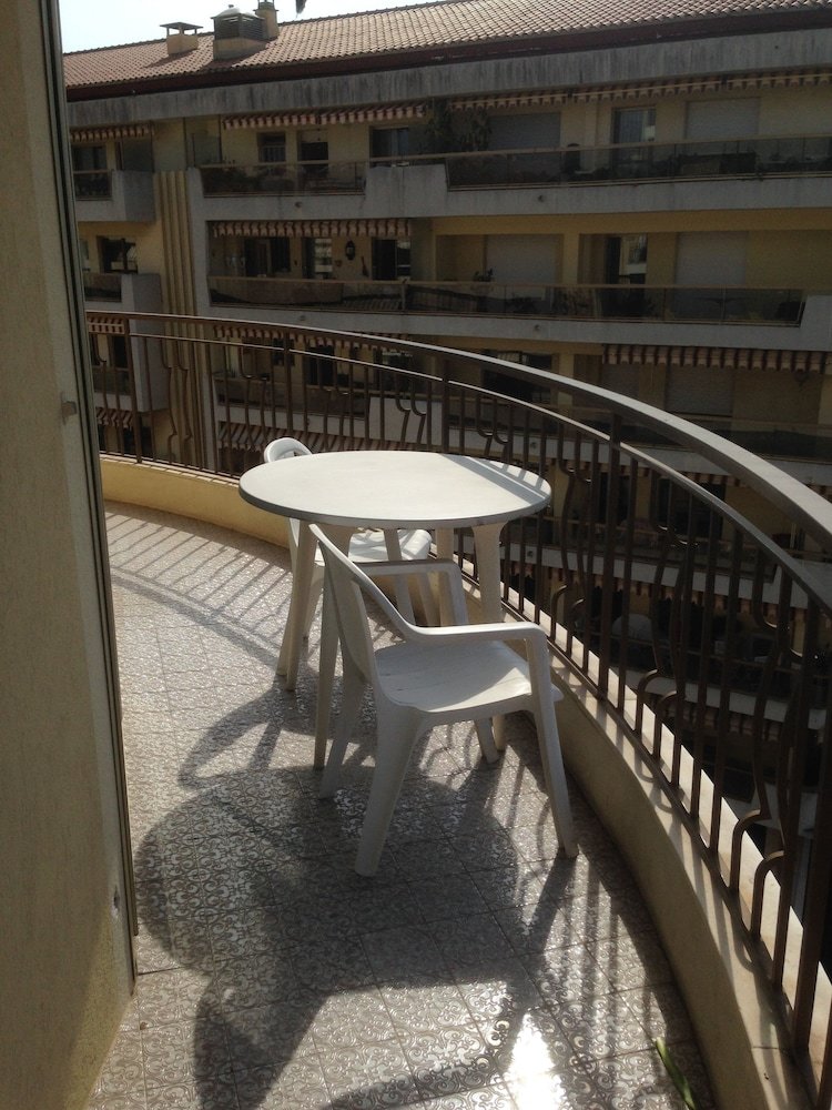Hotel Moderne