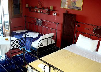 Hostal Bilios Apartments